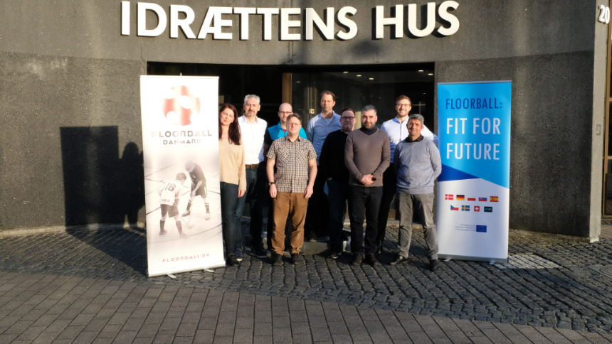 FLOORBALL FIT FOR FUTURE